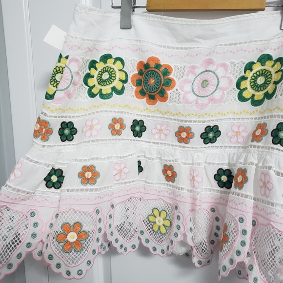 ZARA White Floral Crochet Embroidered Skort - Picture 9 of 13